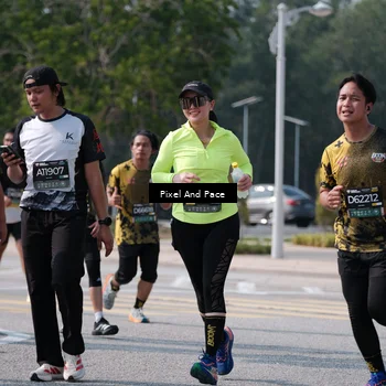 Runner Photo 6801257