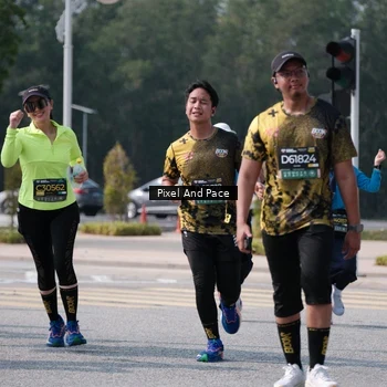 Runner Photo 6801267