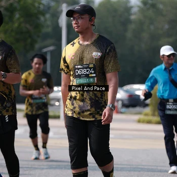 Runner Photo 6801276