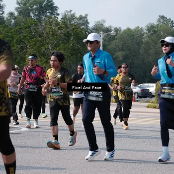 Runner Photo 6801292