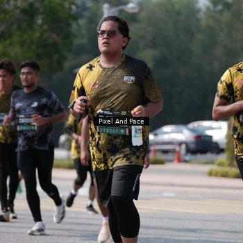 Runner Photo 6801340