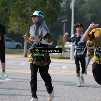 Runner Photo 6801369