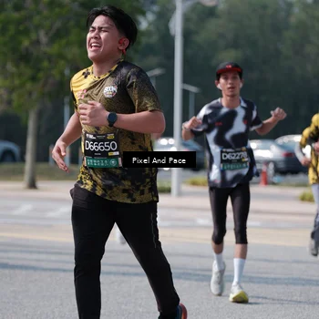 Runner Photo 6801384