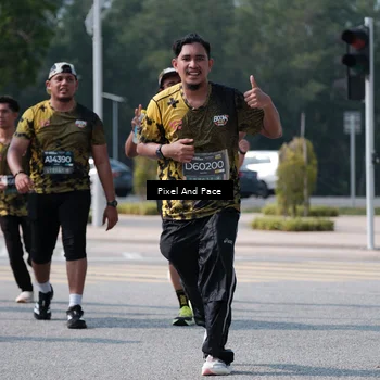 Runner Photo 6801444