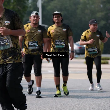Runner Photo 6801468