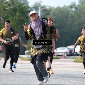 Runner Photo 6801490