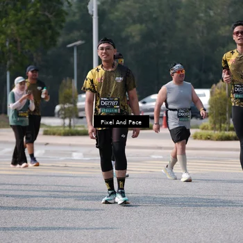 Runner Photo 6801538