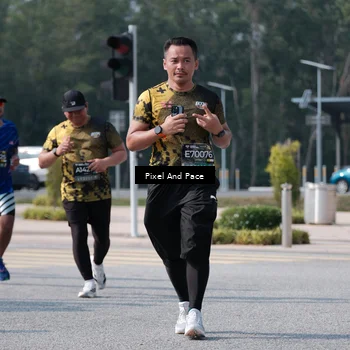 Runner Photo 6801646