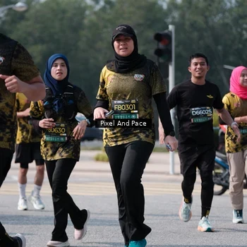 Runner Photo 6801684