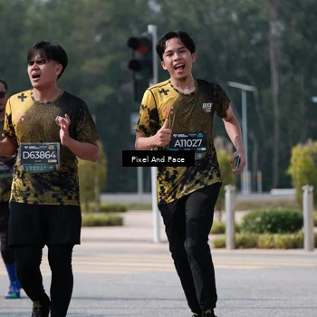 Runner Photo 6801800