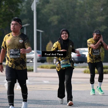 Runner Photo 6801834