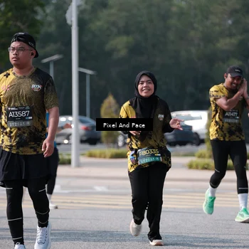 Runner Photo 6801836