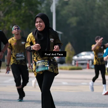 Runner Photo 6801868