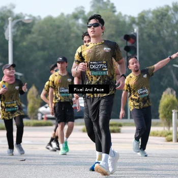 Runner Photo 6801887