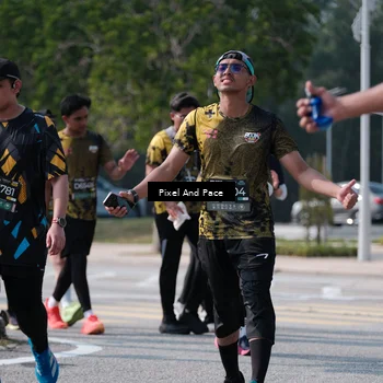 Runner Photo 6801895