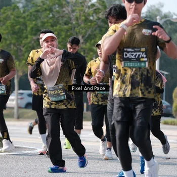 Runner Photo 6802008