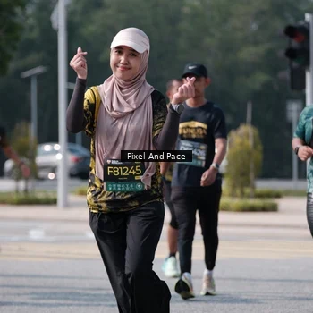 Runner Photo 6802046