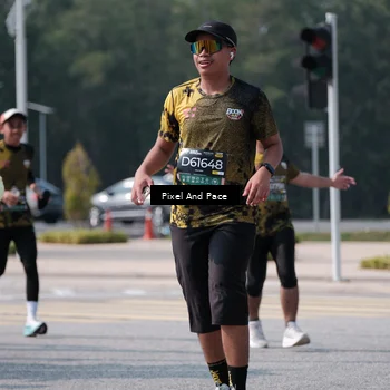 Runner Photo 6802066