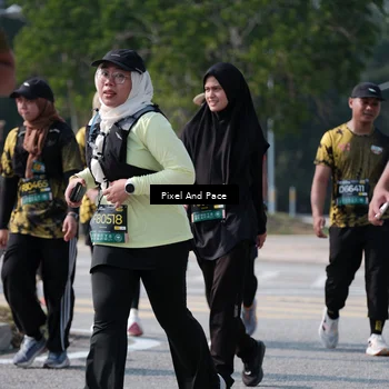 Runner Photo 6802072