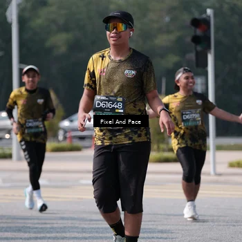 Runner Photo 6802074