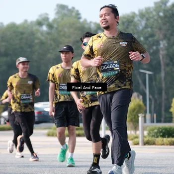 Runner Photo 6802098