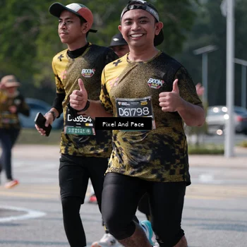 Runner Photo 6802104