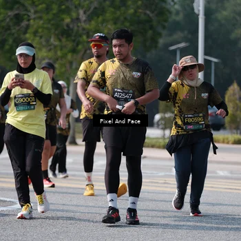 Runner Photo 6802135