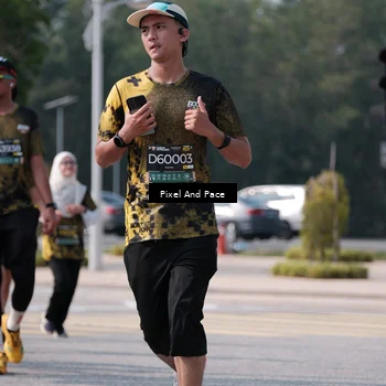 Runner Photo 6802138
