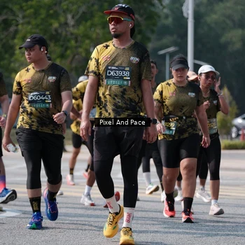 Runner Photo 6802156