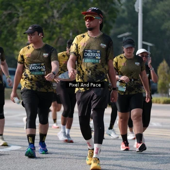 Runner Photo 6802157