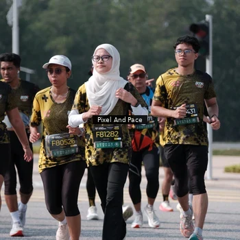 Runner Photo 6802163