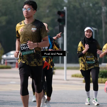 Runner Photo 6802170
