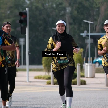 Runner Photo 6802171