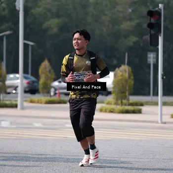 Runner Photo 6802218