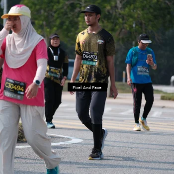 Runner Photo 6802220