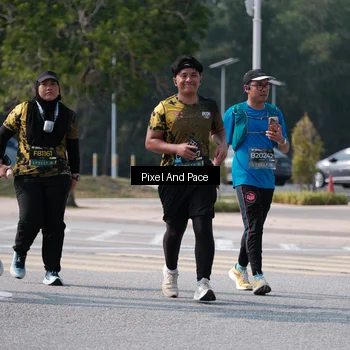 Runner Photo 6802225