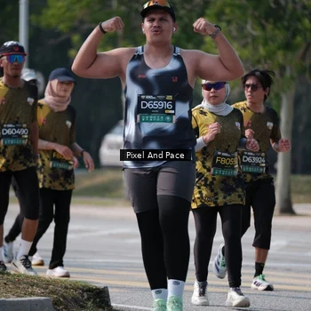 Runner Photo 6802286