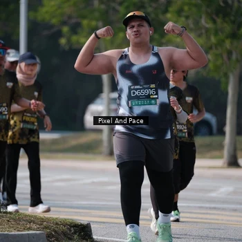 Runner Photo 6802290
