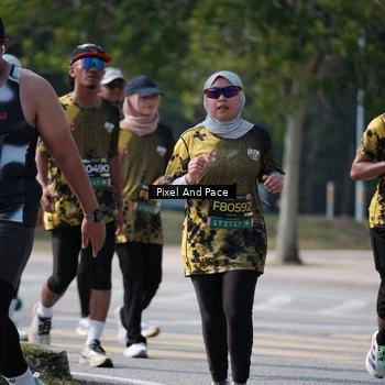 Runner Photo 6802294