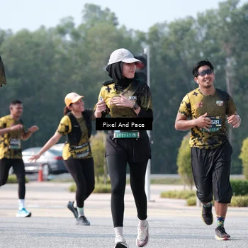Runner Photo 6802309