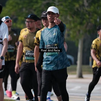 Runner Photo 6802338