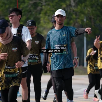 Runner Photo 6802347