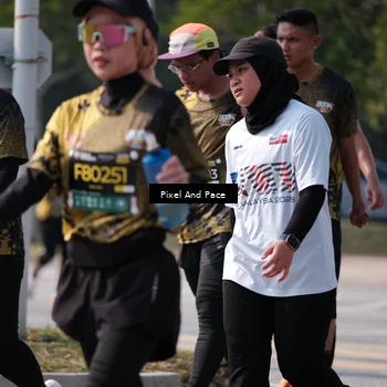 Runner Photo 6802373