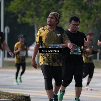 Runner Photo 6802397