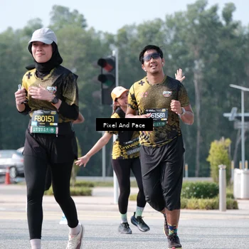 Runner Photo 6802404