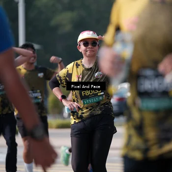 Runner Photo 6802415