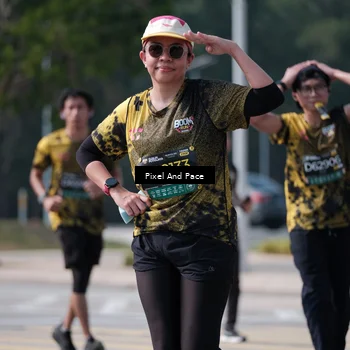 Runner Photo 6802421