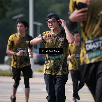 Runner Photo 6802435