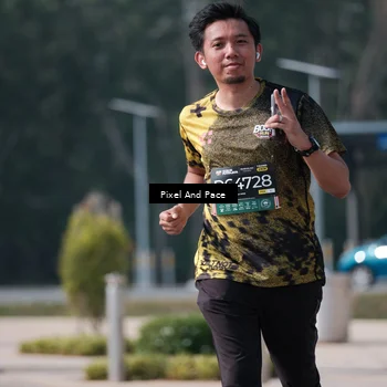 Runner Photo 6802453