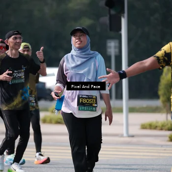 Runner Photo 6802489